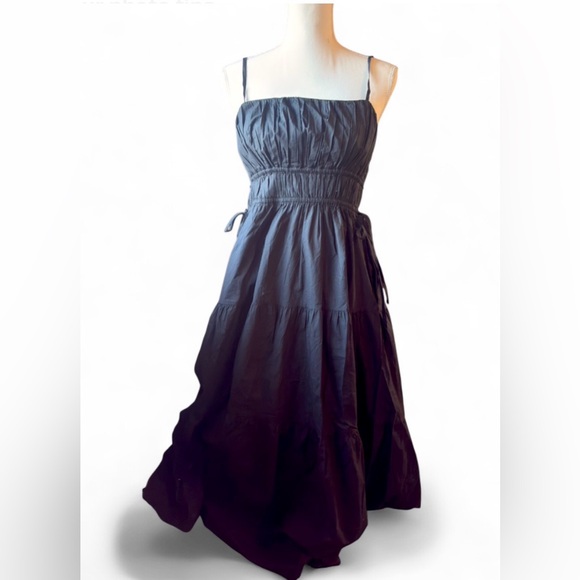 Tiered Midi Dress| 100% cotton NWT Size 4 Black Smocked Waist| loft - Picture 3 of 3